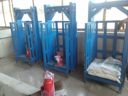 Dewatering Presses with 32 Tons Hydraulic Jacks